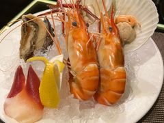 -大中华希尔顿酒店-念自助餐·嗨啤·小龙虾