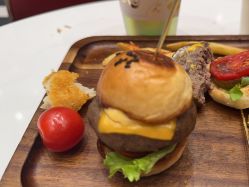 -奈尔宝·儿童乐园·亲子餐厅(鄞州万达店)