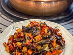 -阿山卓·野生菌火锅·纳西火塘烤肉