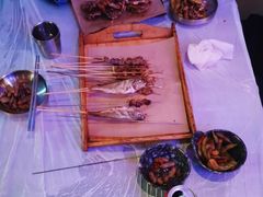 -夜火烤摊·东北烧烤酒场·老杨小黄鱼
