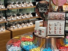 -Laderach 莱德拉(上海环贸iapm店)