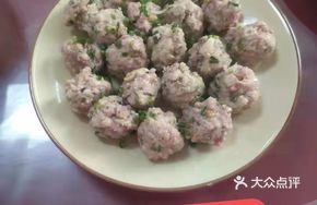 Hakka Meatballs