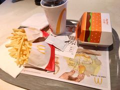 -麦当劳(七宝乐购店)