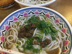 十年经典牛肉粉-鑫花溪牛肉米粉(人民广场店)