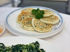 煎葱油饼-金华安大酒楼·老牌潮菜·粤式茶点(东方国际店)