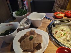 -季季红火锅(柳州城中万达二店)