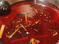 -肖肖酸萝卜鱼火锅(总店)