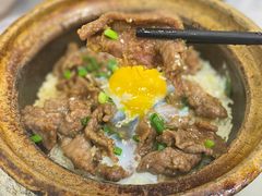 窝蛋牛肉煲仔饭-红星光发煲仔饭(大石街店)