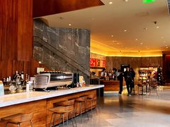 自助取餐区-星巴克臻选(南京艾尚天地店)