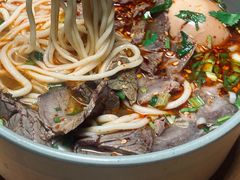 -臻老板牛肉面(光华路SOHO店)