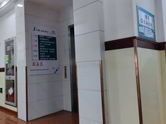 -上海市中医医院(石门路院区)