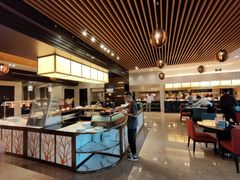 自助取餐区-夏阳湖皇冠假日酒店-自助餐厅