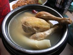 参鸡汤-大冒险家餐厅