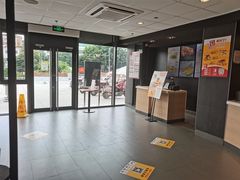 大堂-麦当劳(江滨北路得来速餐厅)