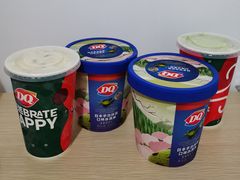 朗姆葡萄巴旦木暴风雪-DQ·蛋糕·冰淇淋(万象城店)