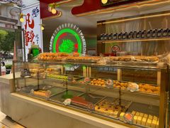 面包甜点陈列柜-智盛宫廷糕点(金顶街店)