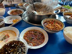-马路边边麻辣烫(世纪金源店)