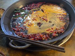 -黄潇洒老火锅(九眼桥宏济巷店)