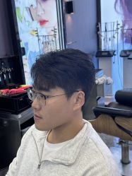 -藤野造型烫染·漂发