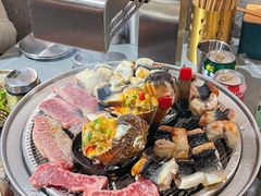 -围炉肉舍•炭烤活鳗•丹东海鲜烤肉(步行街店)