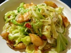 包包菜炒馕-伊带伊路新疆美食府(呼家楼店)