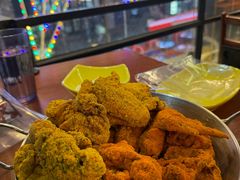 -BHC炸鸡(明洞总店)