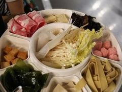 -鸡遇虾煲干锅火锅(小寨金莎店)