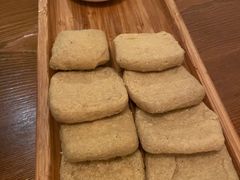 -猫爷的腔调·黔小馆(交大医学住宅区店)