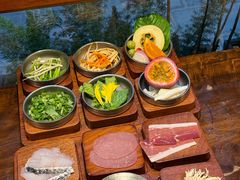 -银米·云南传统过桥米线(双廊黑金冠店)