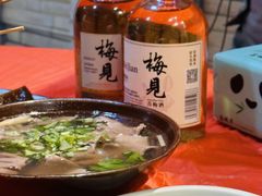 -牛四娃跷脚牛肉·非物质文化遗产传承名店(峨眉山店)