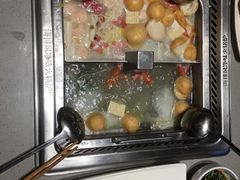 -海底捞火锅(金山百联店)