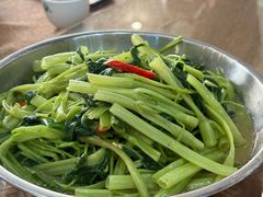 蒜蓉炒通菜-长润·濑尿烧鹅