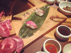 牛肉寿司-黑牛の店·和牛烧肉(大悦城店)