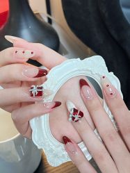-芊屿芊浔美甲