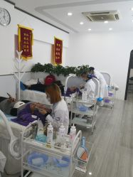 -蕾特恩专业祛痘·皮肤管理