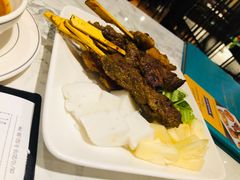 -关夫人餐厅(阳光广场店)