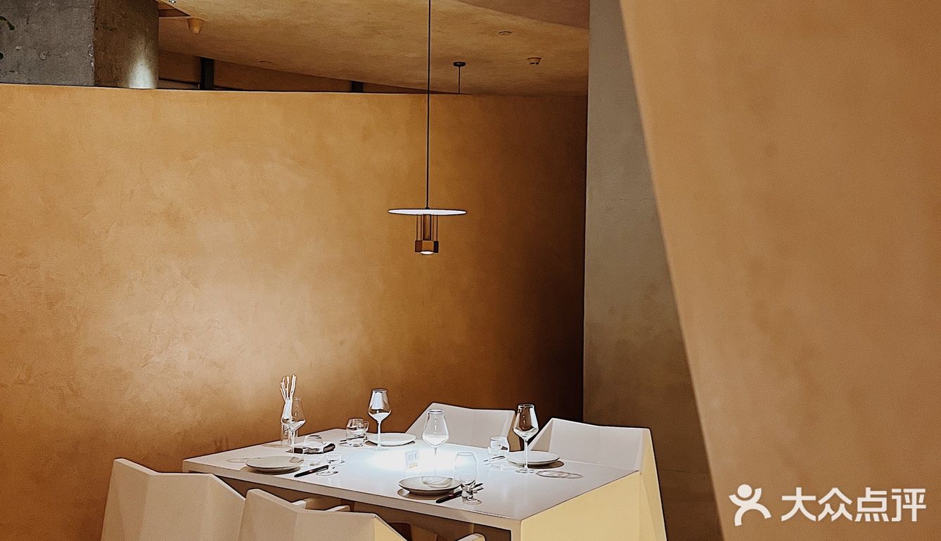 像艺术馆一样的新式川菜馆•CHOSOP 川索