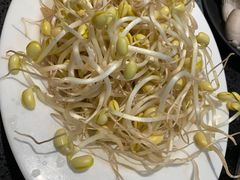 豆芽-渝宗老灶火锅(巴国城店)