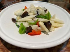 -小菜园新徽菜(芜湖奥特莱斯店)