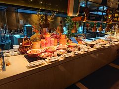 -元素自助餐厅·生蚝·海鲜·刺身(萝岗汇华希尔顿逸林酒店)