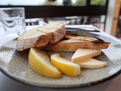 -Lake Hawea Hotel