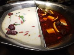 台式麻辣鸳鸯锅-湊湊火锅·茶憩(和平大悦城店)