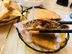 牛肉盒-方中山胡辣汤(正光路店)