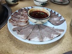 -东巴谷野生菌火锅餐厅