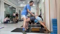 -亚太瑜伽普拉提学院