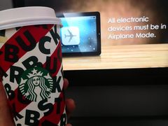 -星巴克(香港国际机场44号闸店)