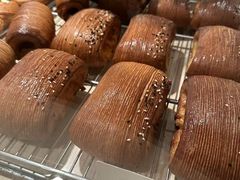 -VERIE BAKEHOUSE