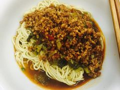 -上海特色小笼店(铁岭路90弄小区店)