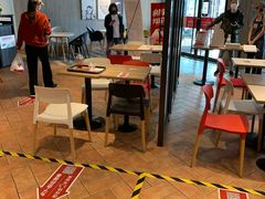 -肯德基(中纬店)