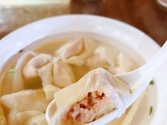 刀鱼馄饨-老半斋(福州路店)